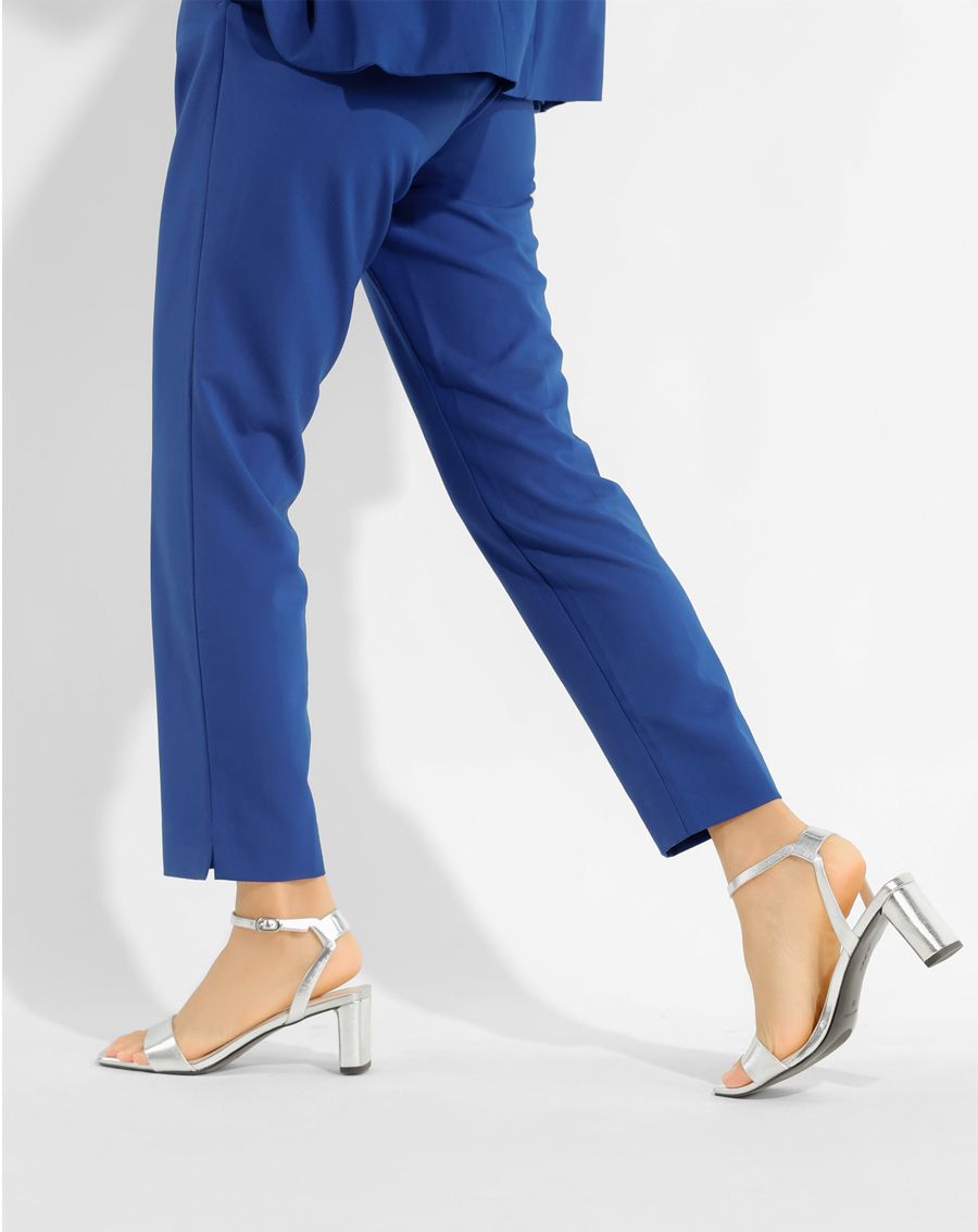 Giày sandal mũi vuông gót vuông ánh kim loại
