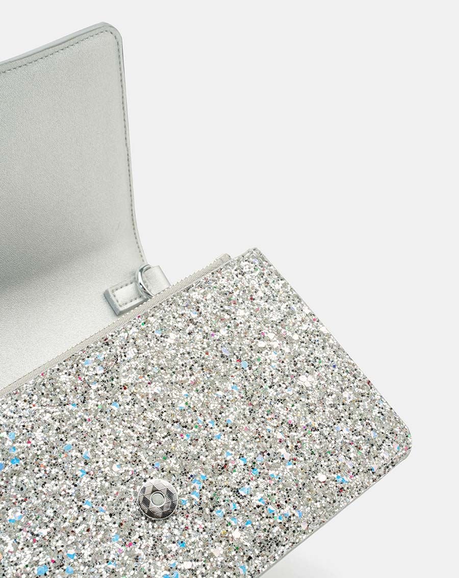 Túi xách nhỏ clutch có 2 thiết kế dây đeo