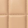 Túi xách nhỏ dạng hộp chần bông trang trí xích
