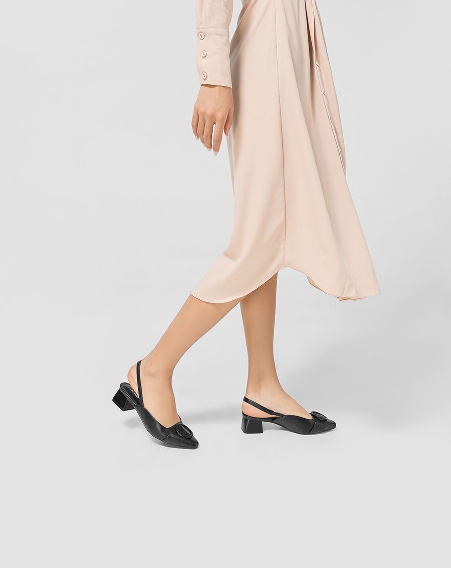 Giày cao gót slingback gắn khóa trang trí