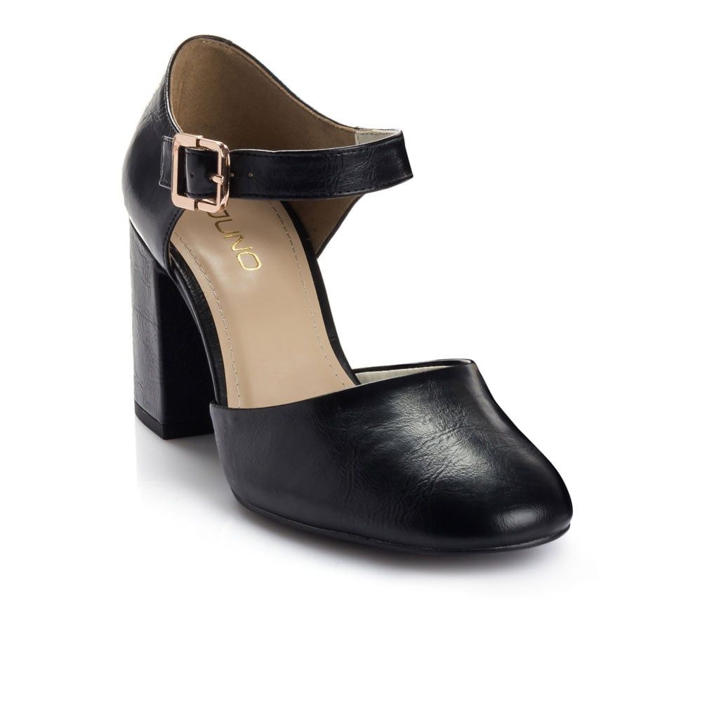 Giày Ankle strap kiểu dáng cơ bản CG09098