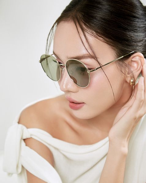 Mắt Kính Thời Trang