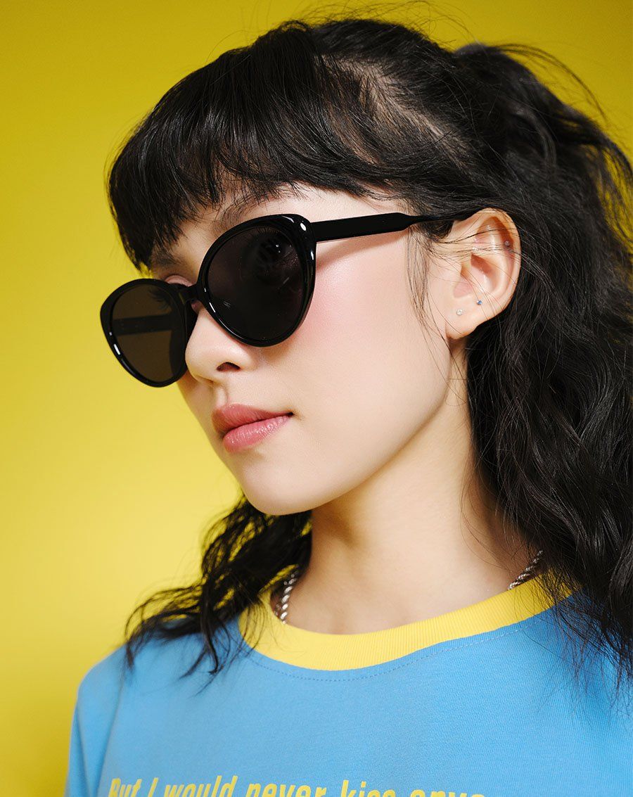 Mắt kính Cat Eye