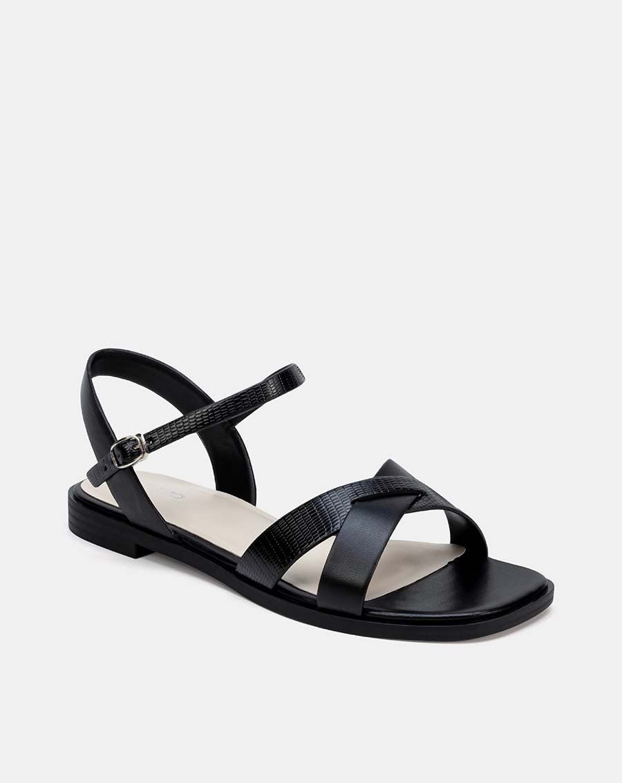 Giày sandal bệt quai chéo
