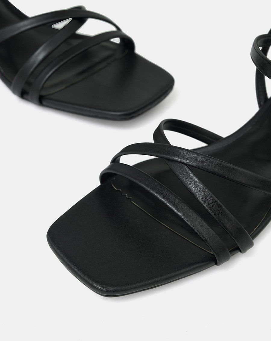 Giày Sandal Gót Thấp Quai Chéo