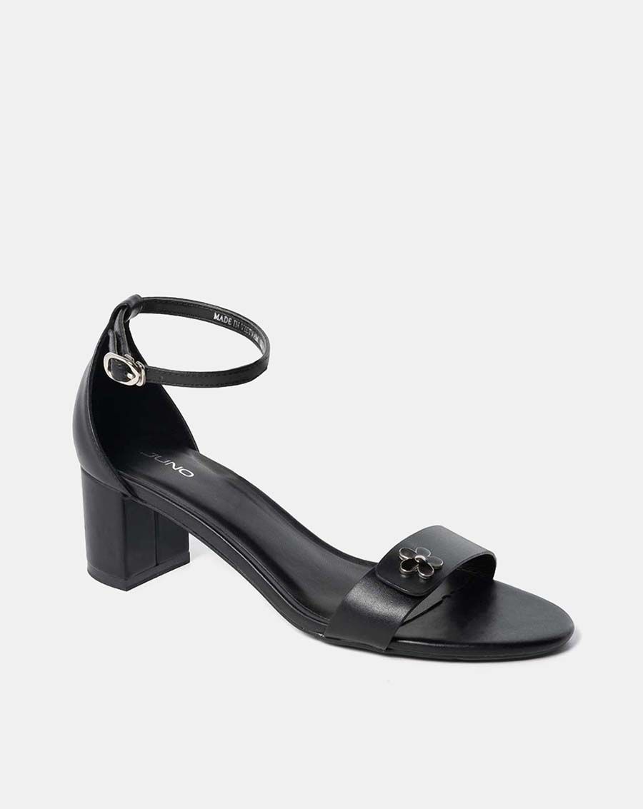 Giày sandal gót vuông đính hoa trang trí