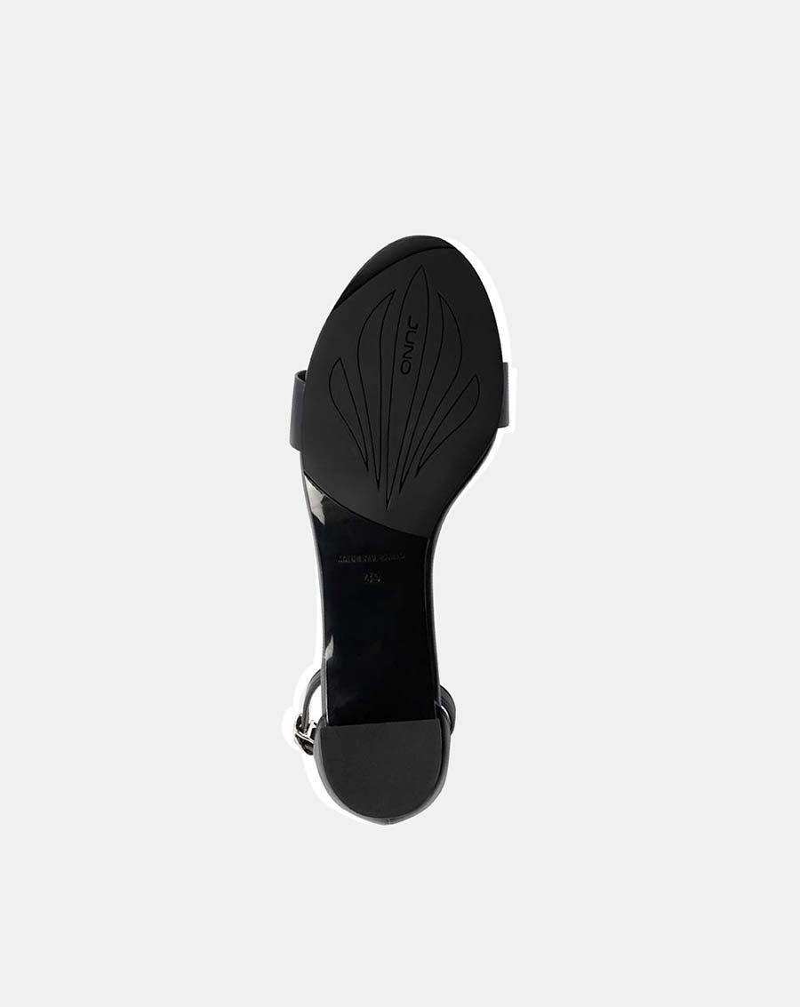 Giày sandal gót vuông đính hoa trang trí