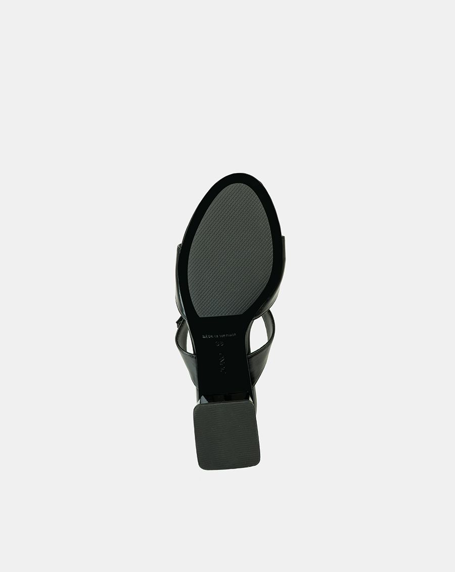 Giày Sandal Khóa Trang Trí Tròn