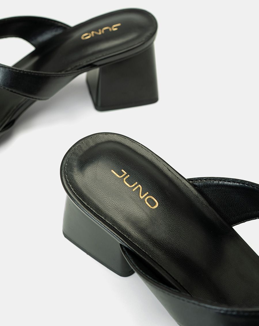 Giày Sandal Khóa Trang Trí Tròn