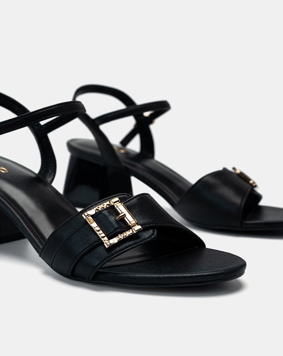 Giày Sandal Quai Đắp Phối Khóa