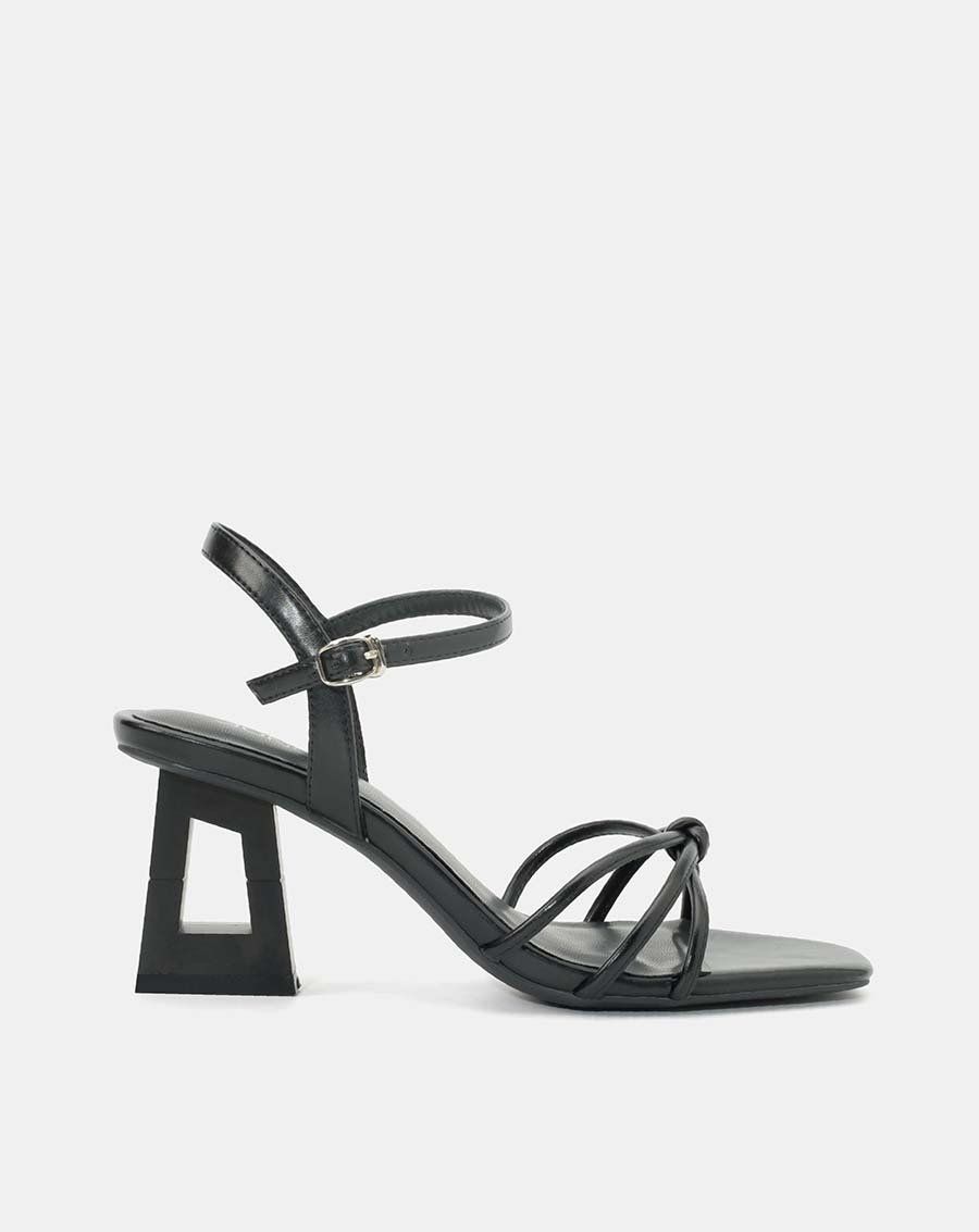 Giày sandal quai thắt nút