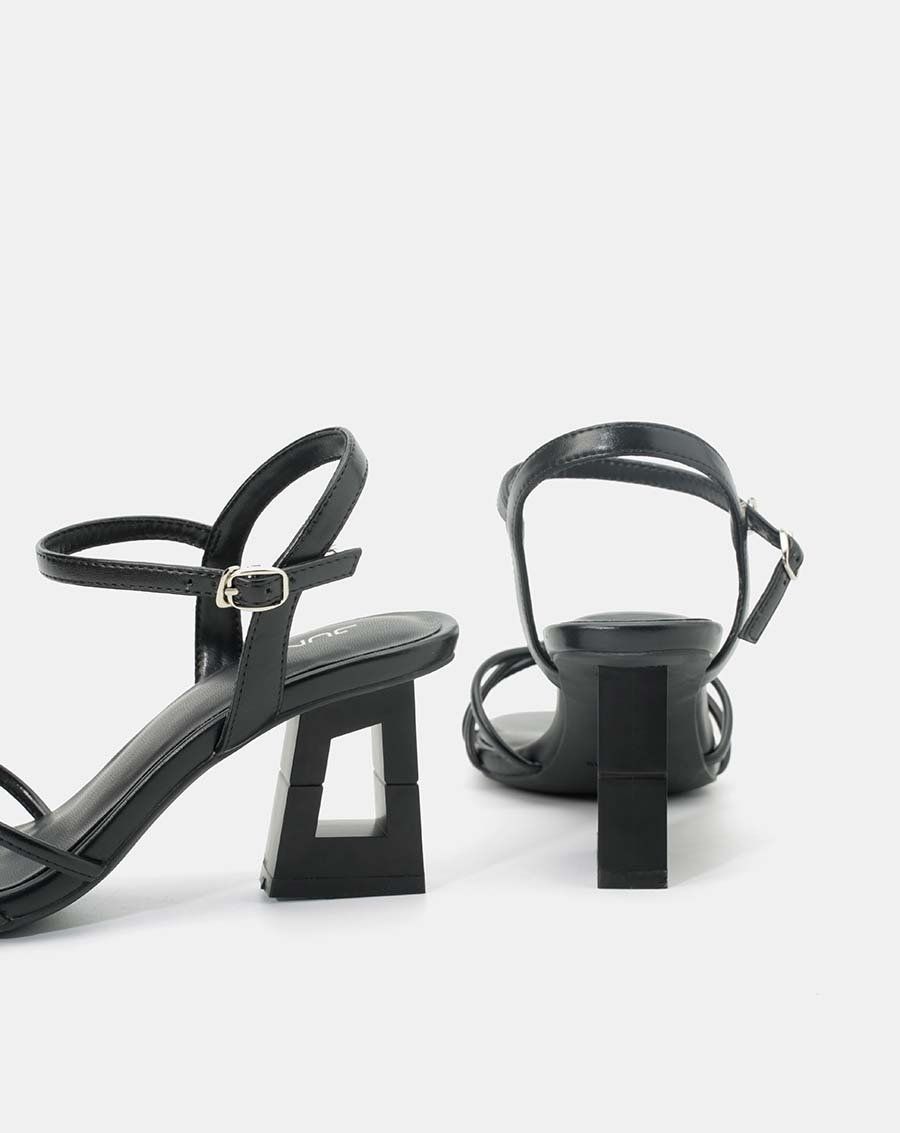 Giày sandal quai thắt nút