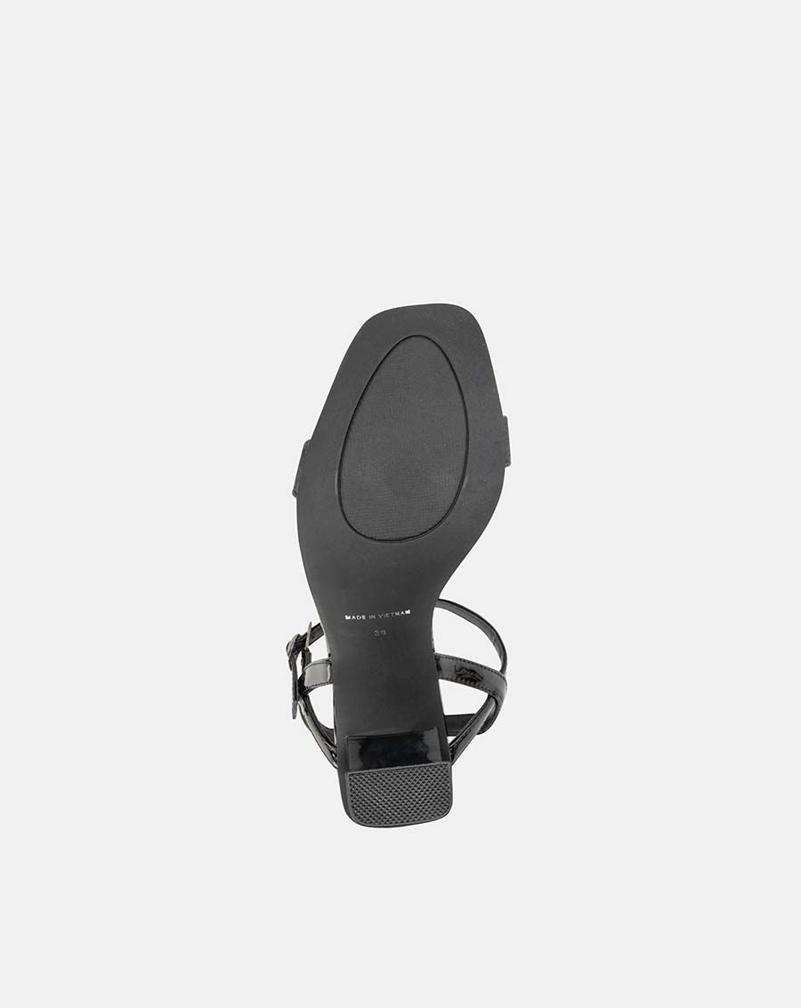 Giày sandal kim tuyến gót thô