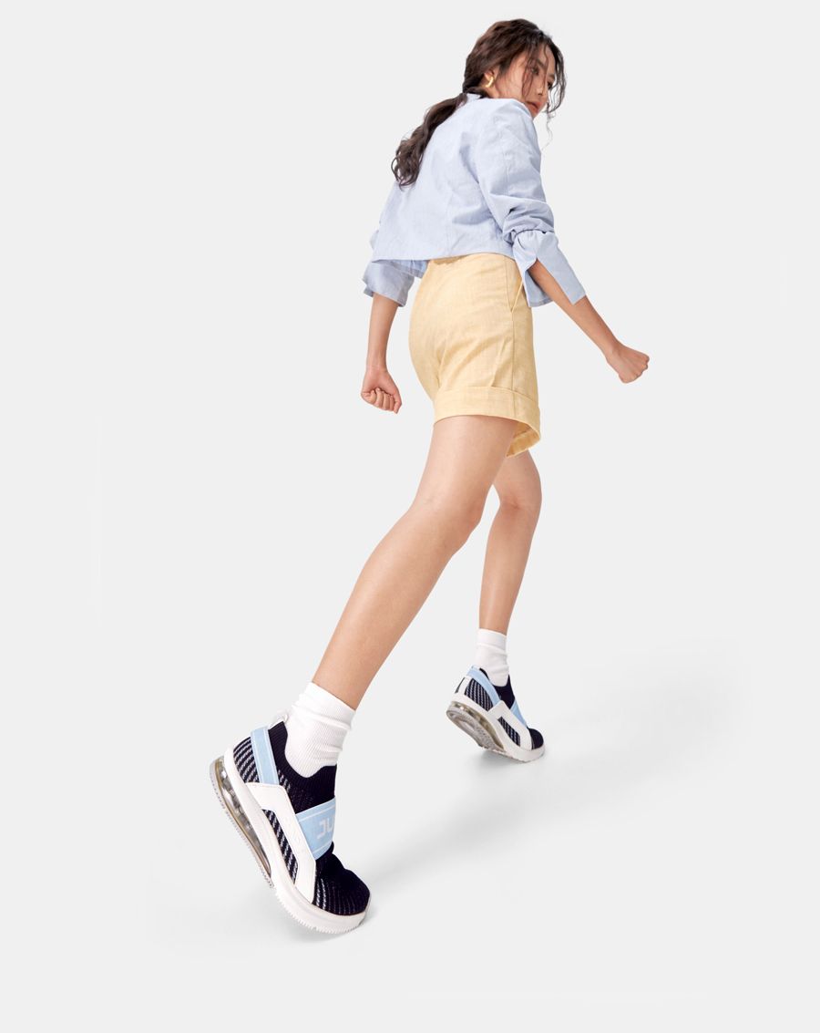 Sneaker gravity