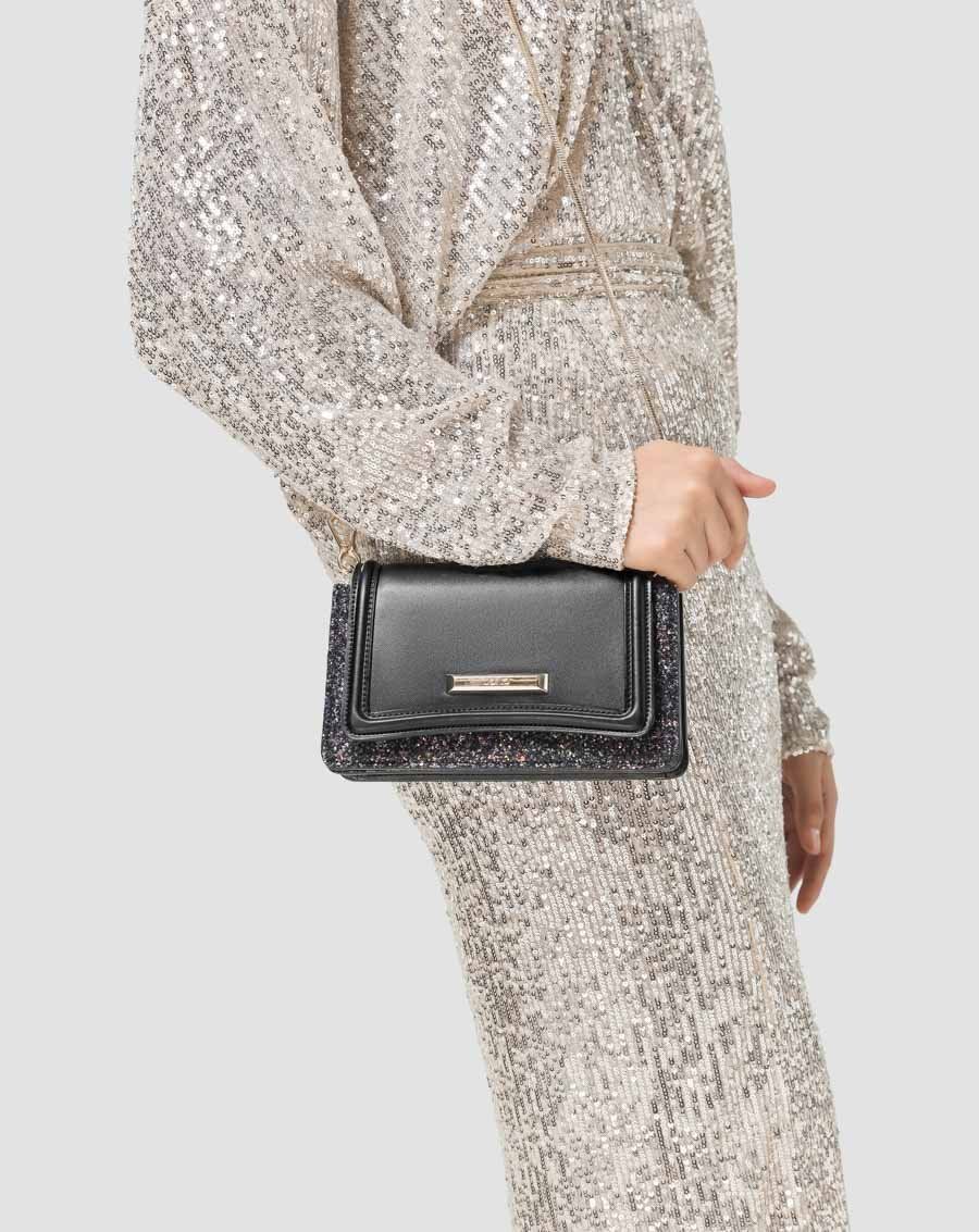 Túi xách nhỏ clutch có 2 thiết kế dây đeo