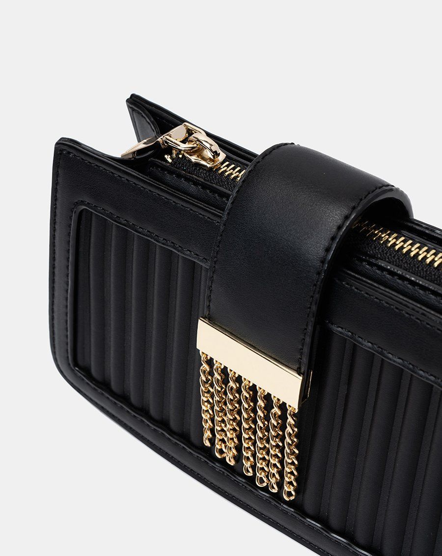 Túi xách nhỏ buckle flap trang trí khóa tua rua