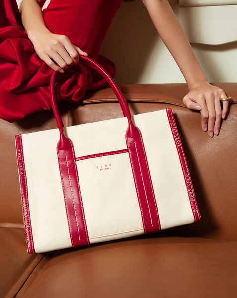 Túi Xách Lớn Tote Lớn CEst Lavie