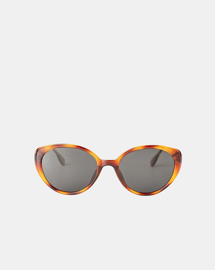 Mắt kính Cat Eye