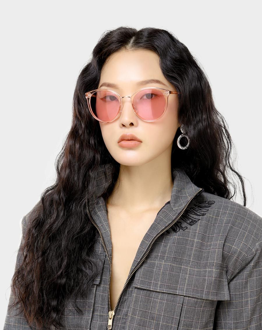 Mắt kính hình bướm gọng kim loại phối nhựa