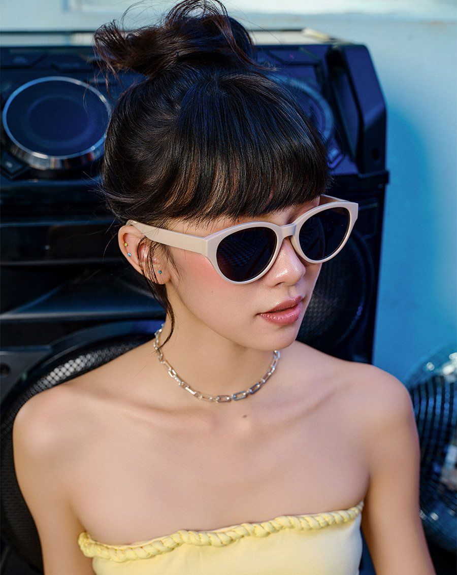 Mắt kính dáng tròn