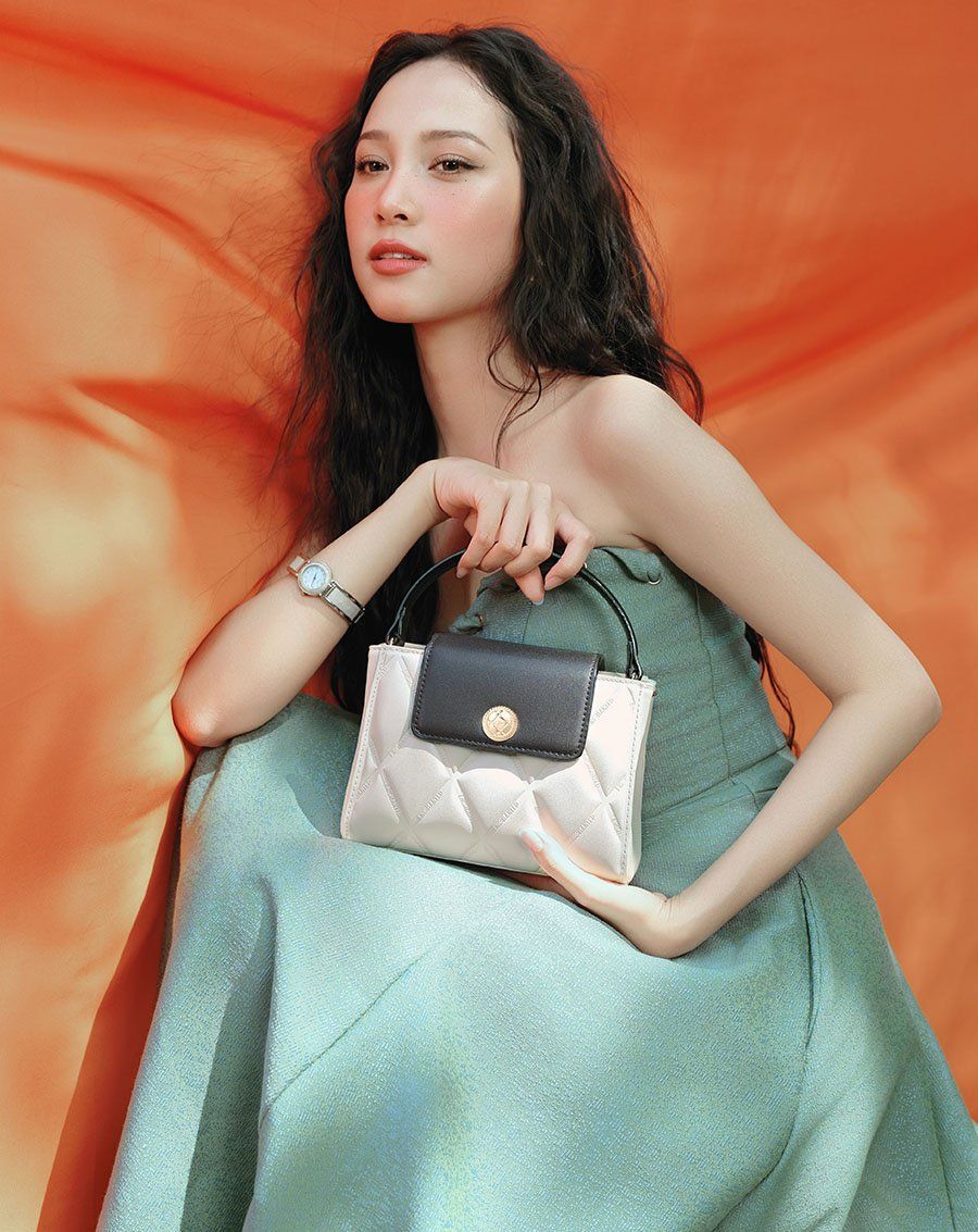 Túi Xách Nhỏ Top Handle Dập Trang Trí