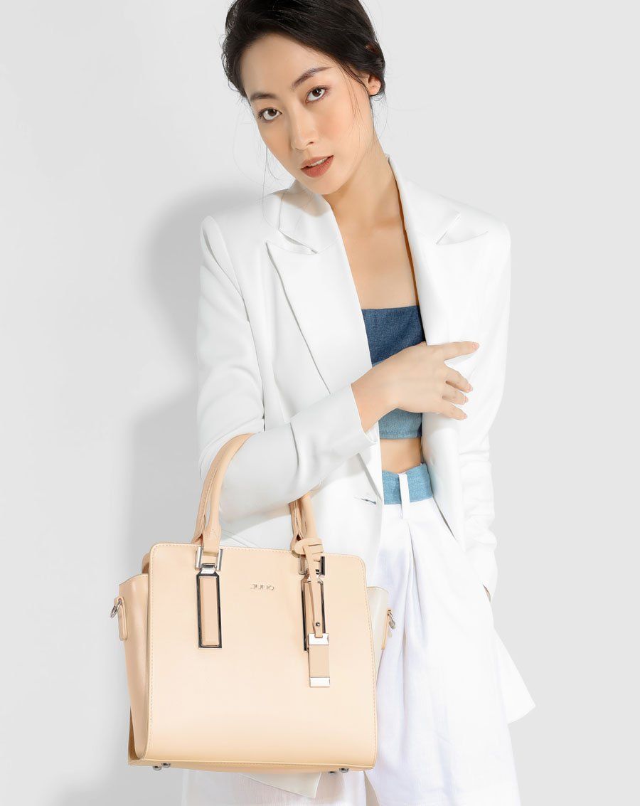 Túi xách trung tote charm trang trí phối 2 màu