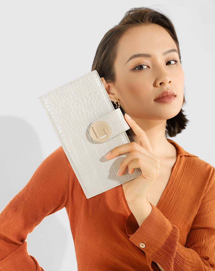 Ví cầm tay có ngăn điện thoại