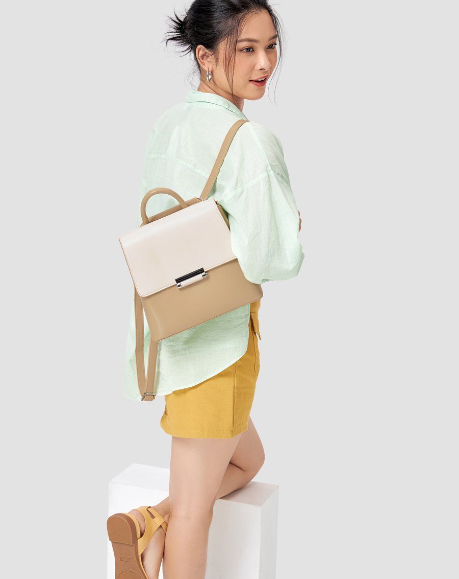 Balo top handle