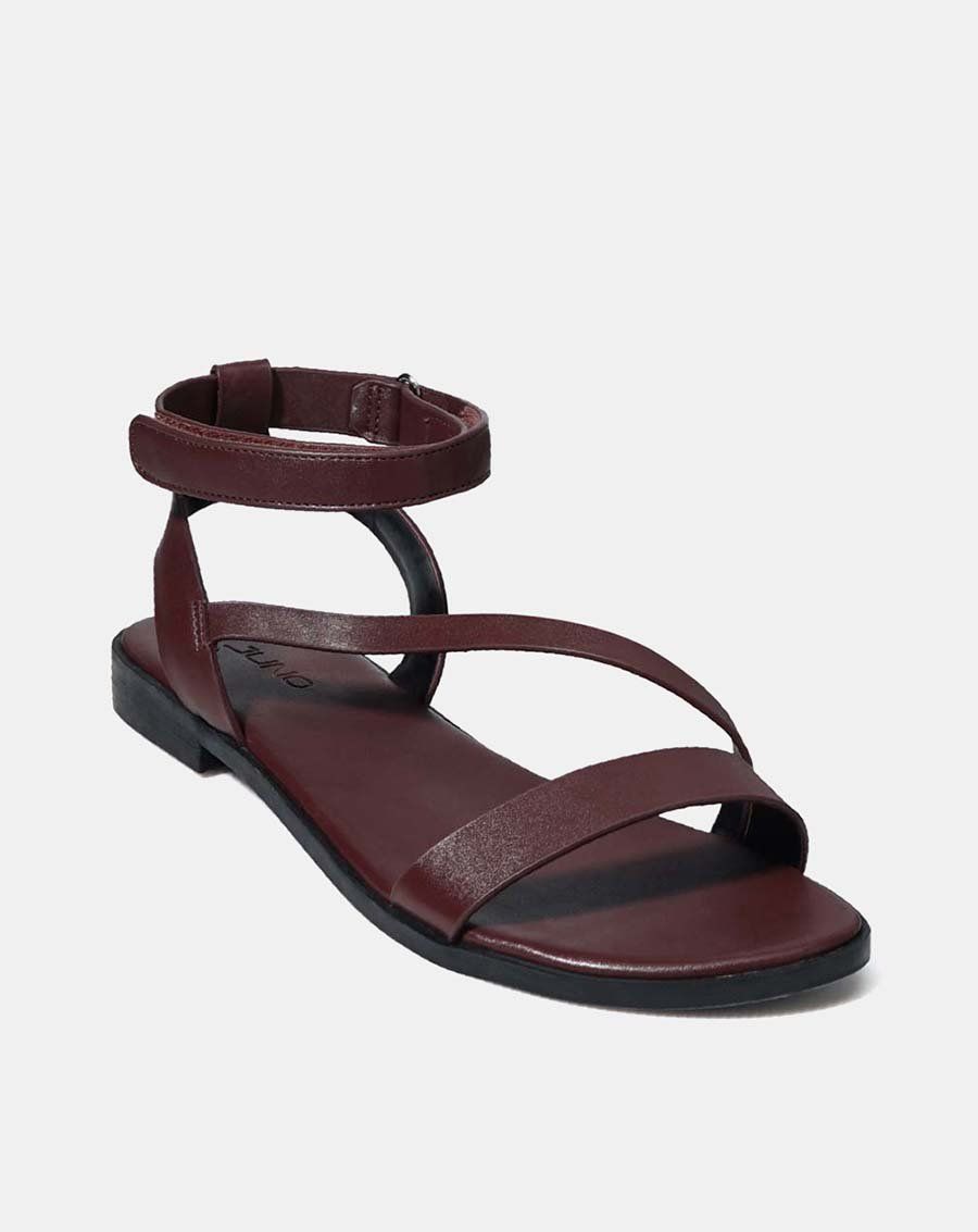 Giày sandal bệt quai ngang