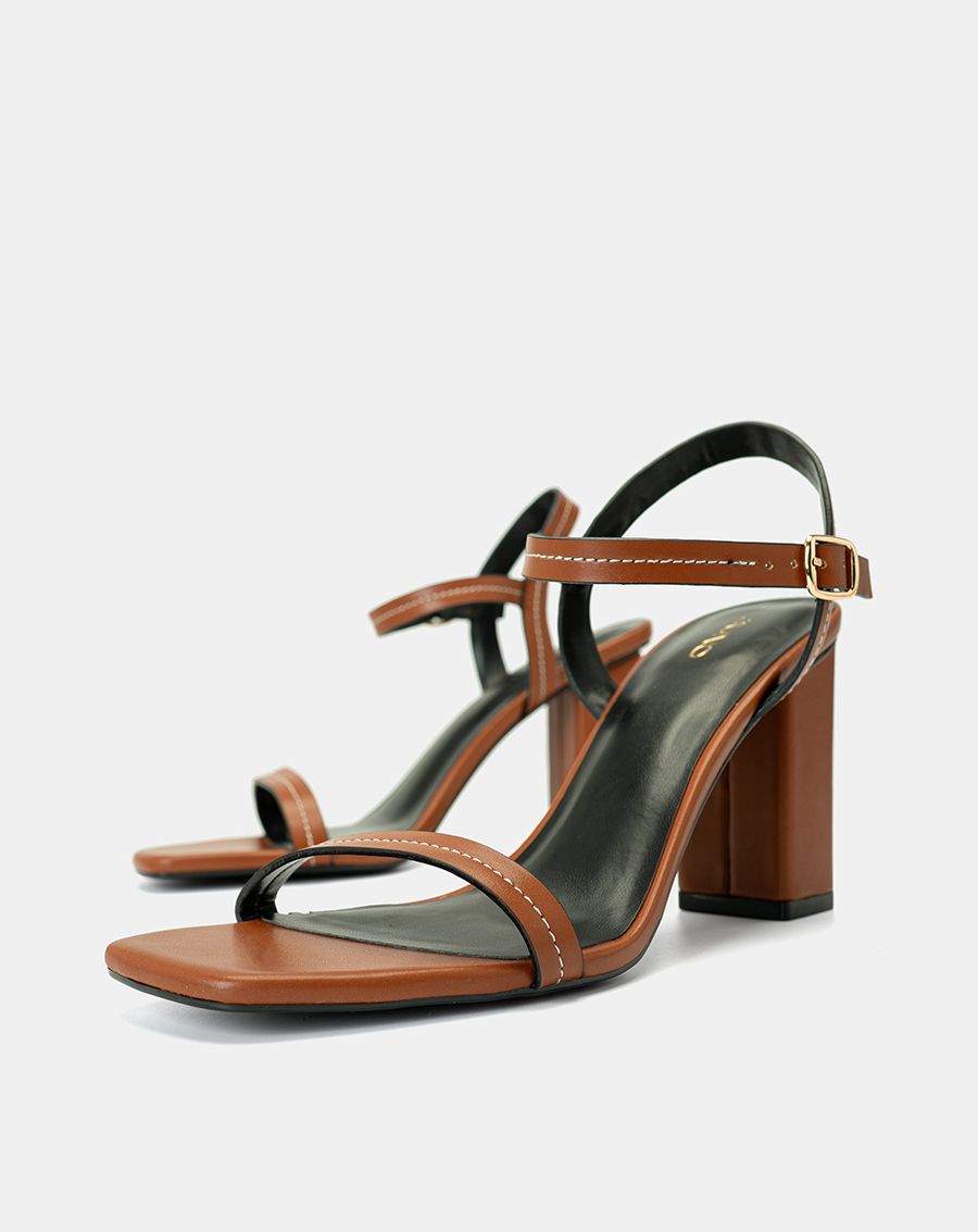 Giày Sandal Quai Ngang Thêu Trang Trí