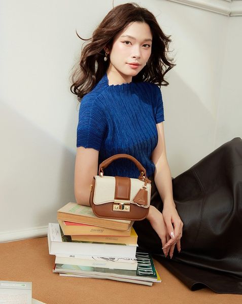 Túi Xách Nhỏ Top Handle Trang Trí Charm