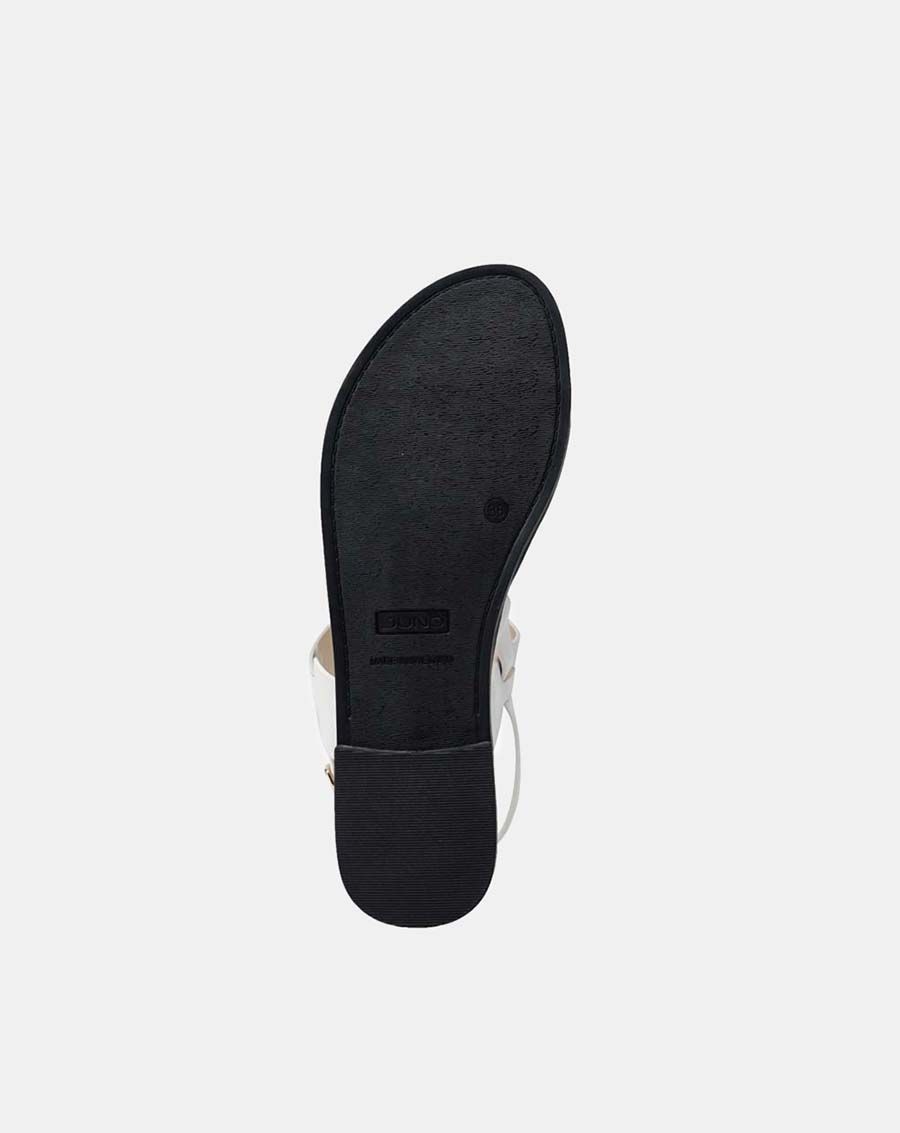 Giày sandal t-strap khóa trang trí