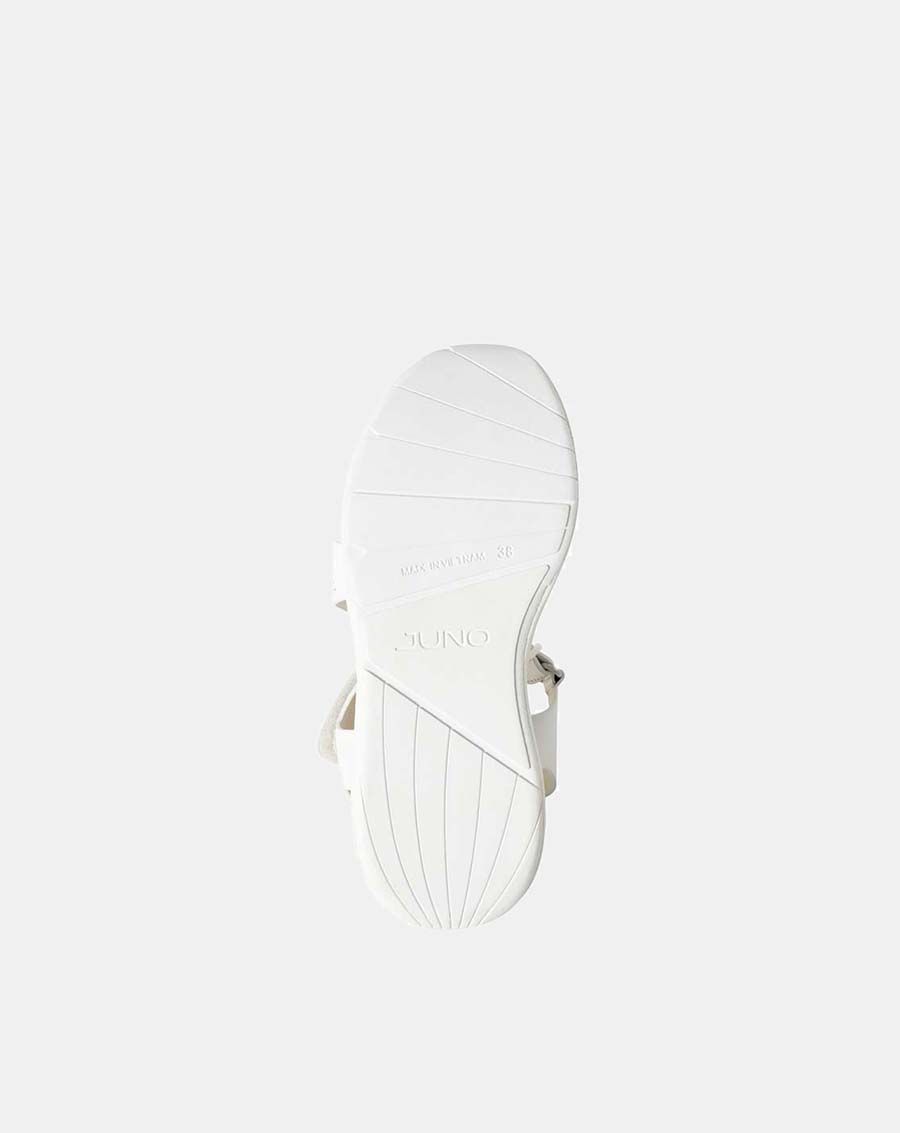 Giày sandal đế thể thao cắt laser