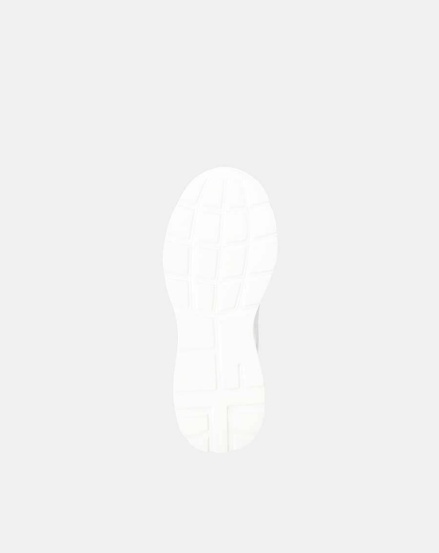 Trendy Levitated Chunky