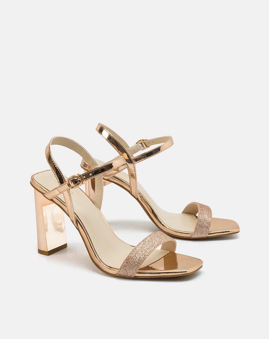 Giày sandal kim tuyến gót thô
