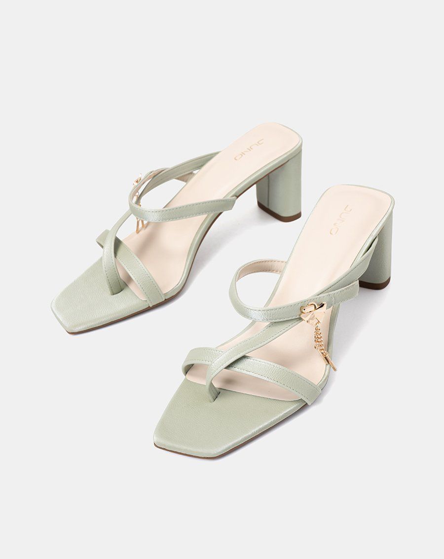 Giày Sandal Phối Khoá Butterfly