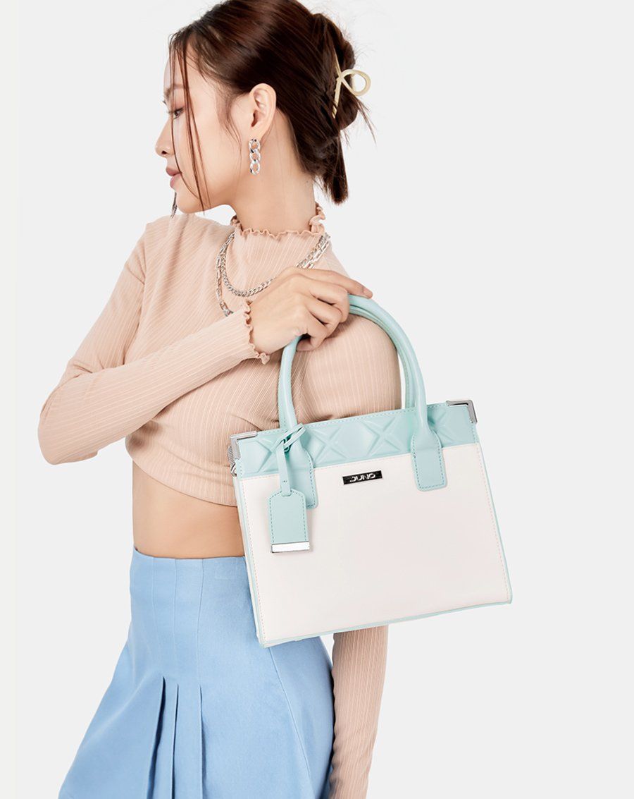 Túi Xách Trung Tote Trung Dập Nổi Hoạ Tiết