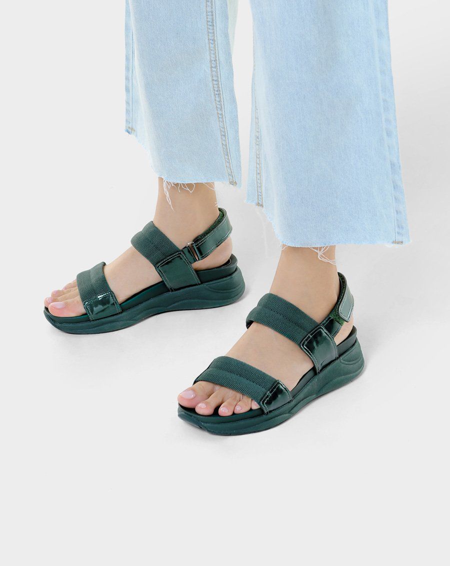 Giày xăng đan quai ngang đế thể thao SD05028