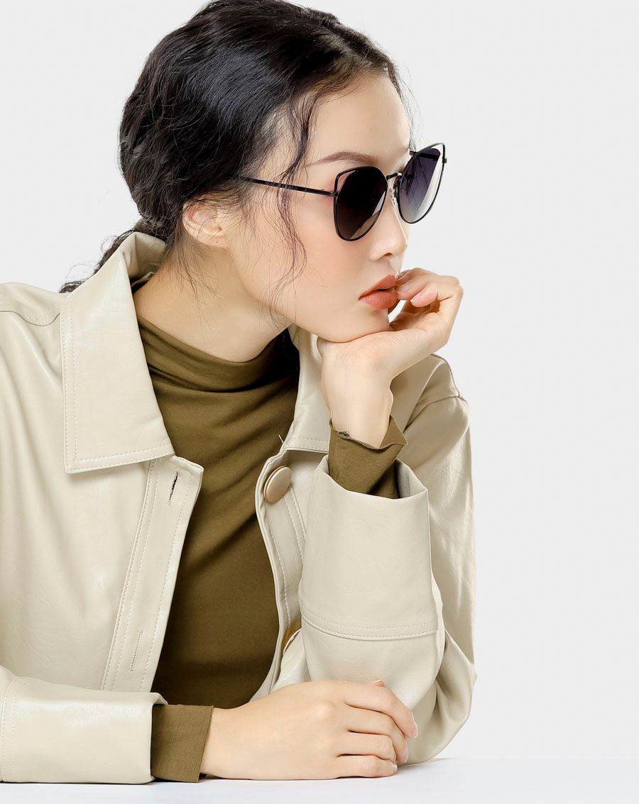 Mắt kính mắt mèo gọng kim loại mảnh