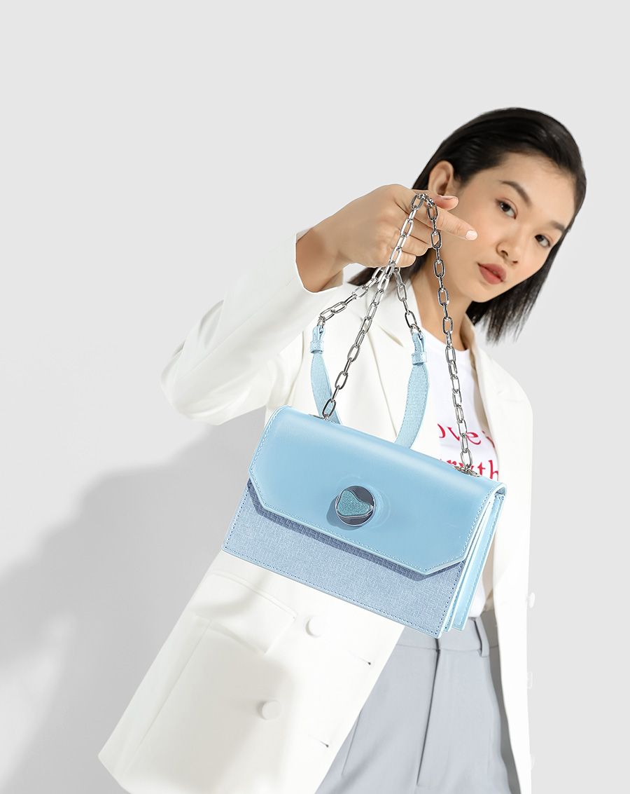 Túi xách nhỏ đeo chiếu hiệu ứng đan lát