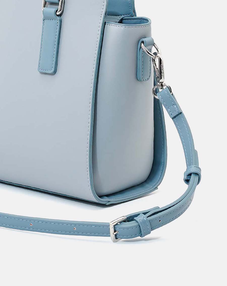 Túi xách trung tote charm trang trí phối 2 màu