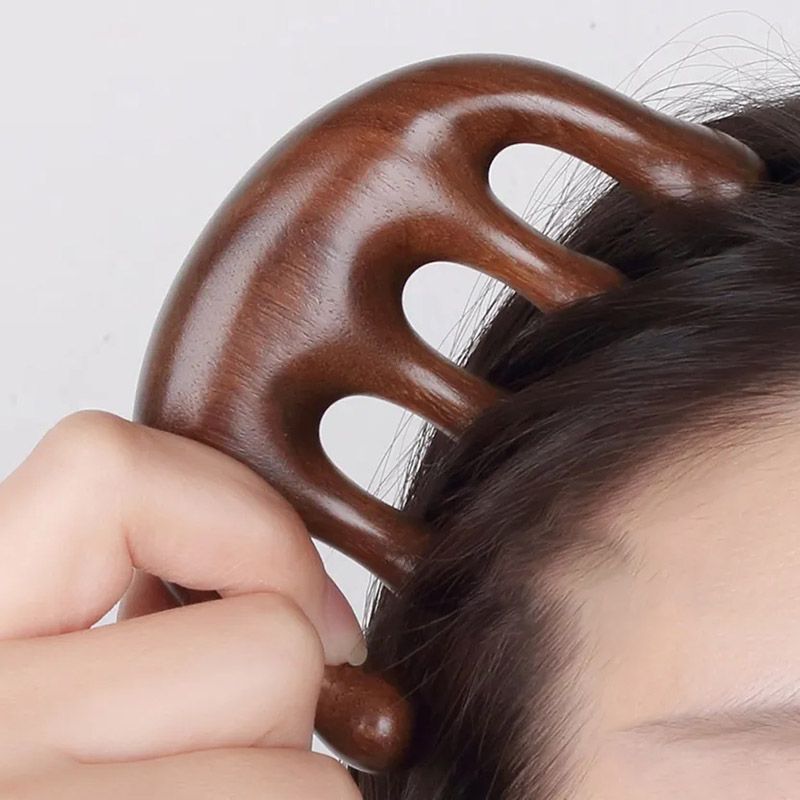 [NHẬP KHẨU] Lược Gỗ Đàn Hương Massage Da Đầu TOOLA Head Massage Comb -  TLA010