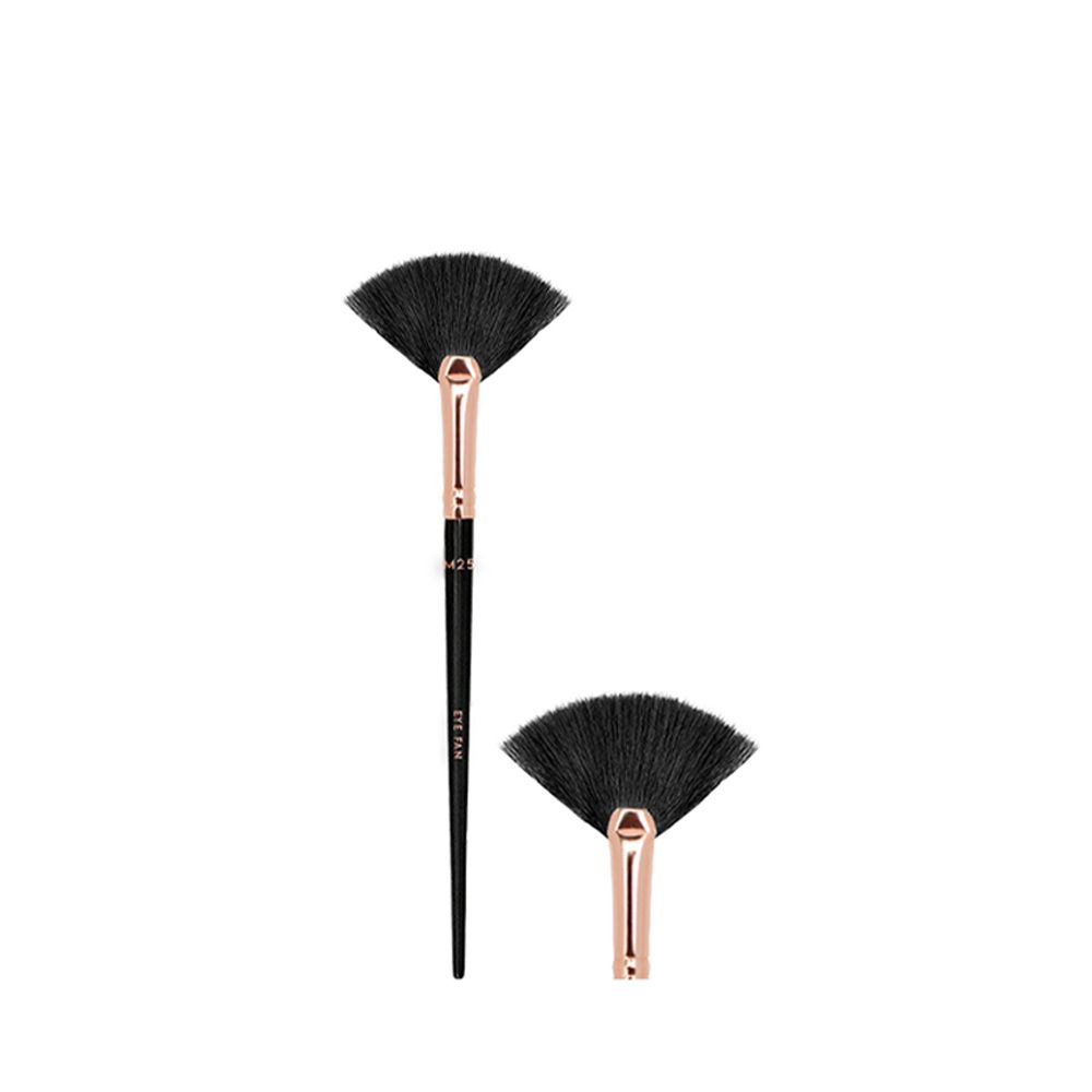 Cọ Quạt Phủ Phấn Mắt Vacosi Eye Fan Brush - M25