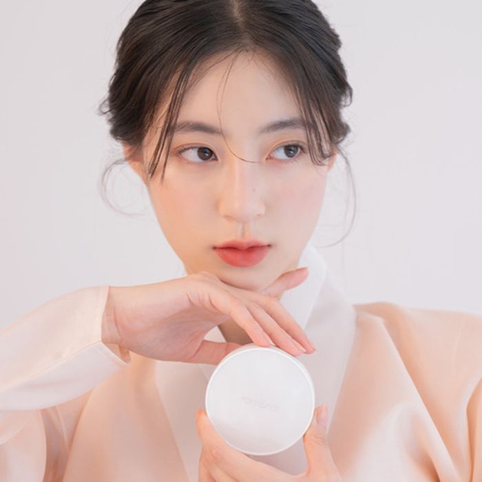 Phấn Nước Che Phủ Tốt, Cho Lớp Nền Bóng Khỏe Romand Clear Cover Cushion SPF50+ PA+++ - Hanbok Project 14g - Màu 03 Beige 23