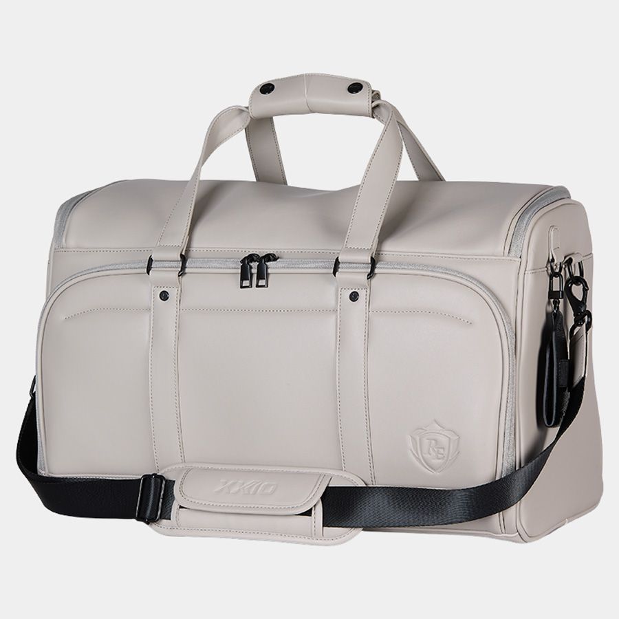 Túi golf xách tay RE Boston Bag (Sand) GGB-24051i | XXIOTúi golf xách tay RE Boston Bag (Sand) GGB-24051i | XXIO