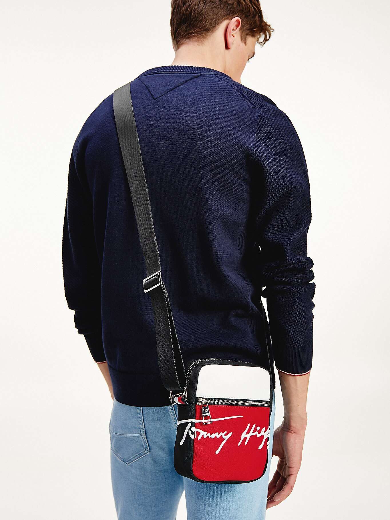 Tommy Hilfiger - Túi đeo chéo nam Signature Mini Reporter AM21-5P26