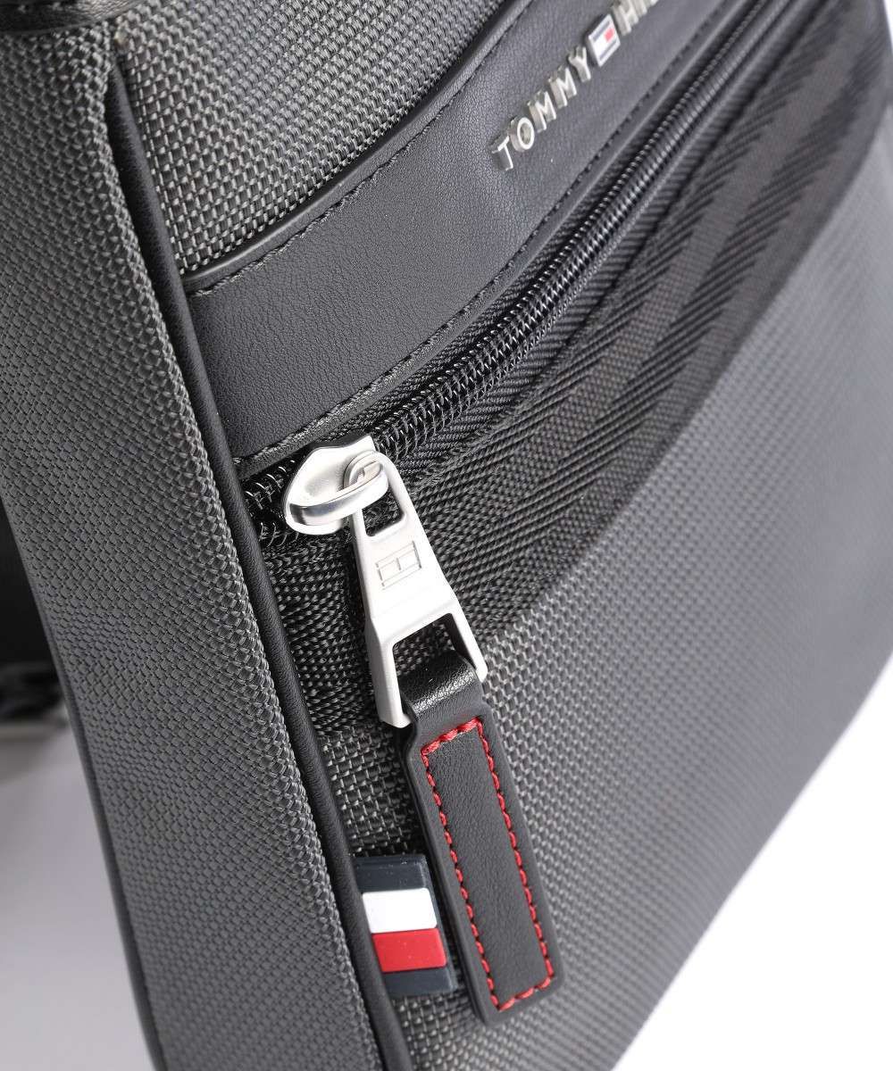 Tommy Hilfiger - Túi đeo chéo nam Elevated Nylon Mini Crossover AM21-P225