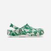 Crocs - Xăng đan nam nữ Classic Duke Print Green Ivy Sandal