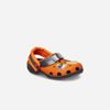 Crocs - Xăng đan trẻ em Classic Naruto Graphite Lifestyle