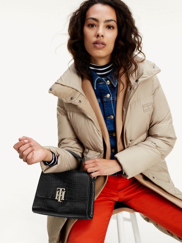 Tommy Hilfiger - Túi xách da Nữ Lock Satchel Cross AW21-A920